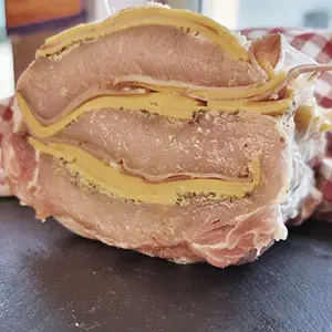 Rôti Orloff artisanal avec fromage et jambon, préparé par la Boucherie Vigne & Fils à Montélimar